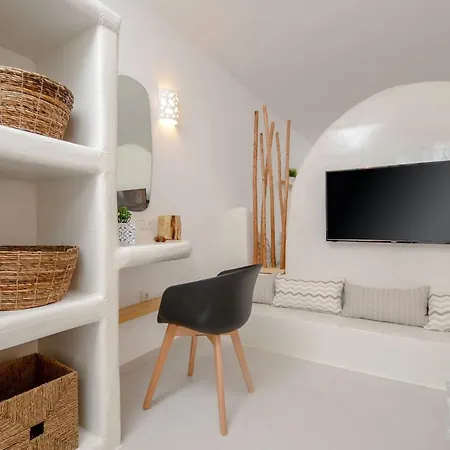 别墅 Magnificent Naxos | 3 Bedrooms | Jimbei | Beautiful Sea Views And Private Pool | Naxos